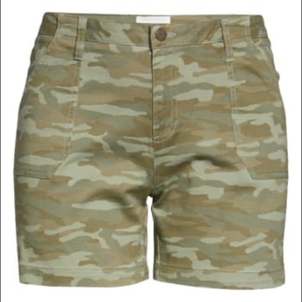 NORDSTROM OLIVE FADED CAMO PRINT SHORTS